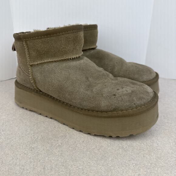 Women’s Ugg Classic Ultra‎ Mini Platform Booties Size EU 39 US 8 - Picture 1 of 10